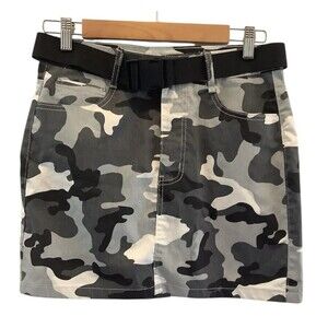 Kreamy Camouflage Skirt Mini Size L Gray Black White With Belt